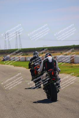 media/Aug-03-2025-TrackDaz (Sun) [[bf4a71acf9]]/Around the Pits/